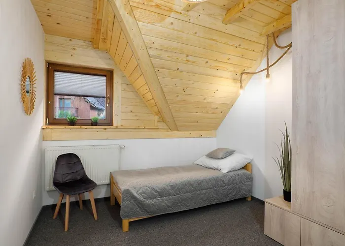 Osada Turystyczna Malinow 3*