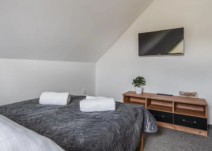 Osada Turystyczna Malinow 3*